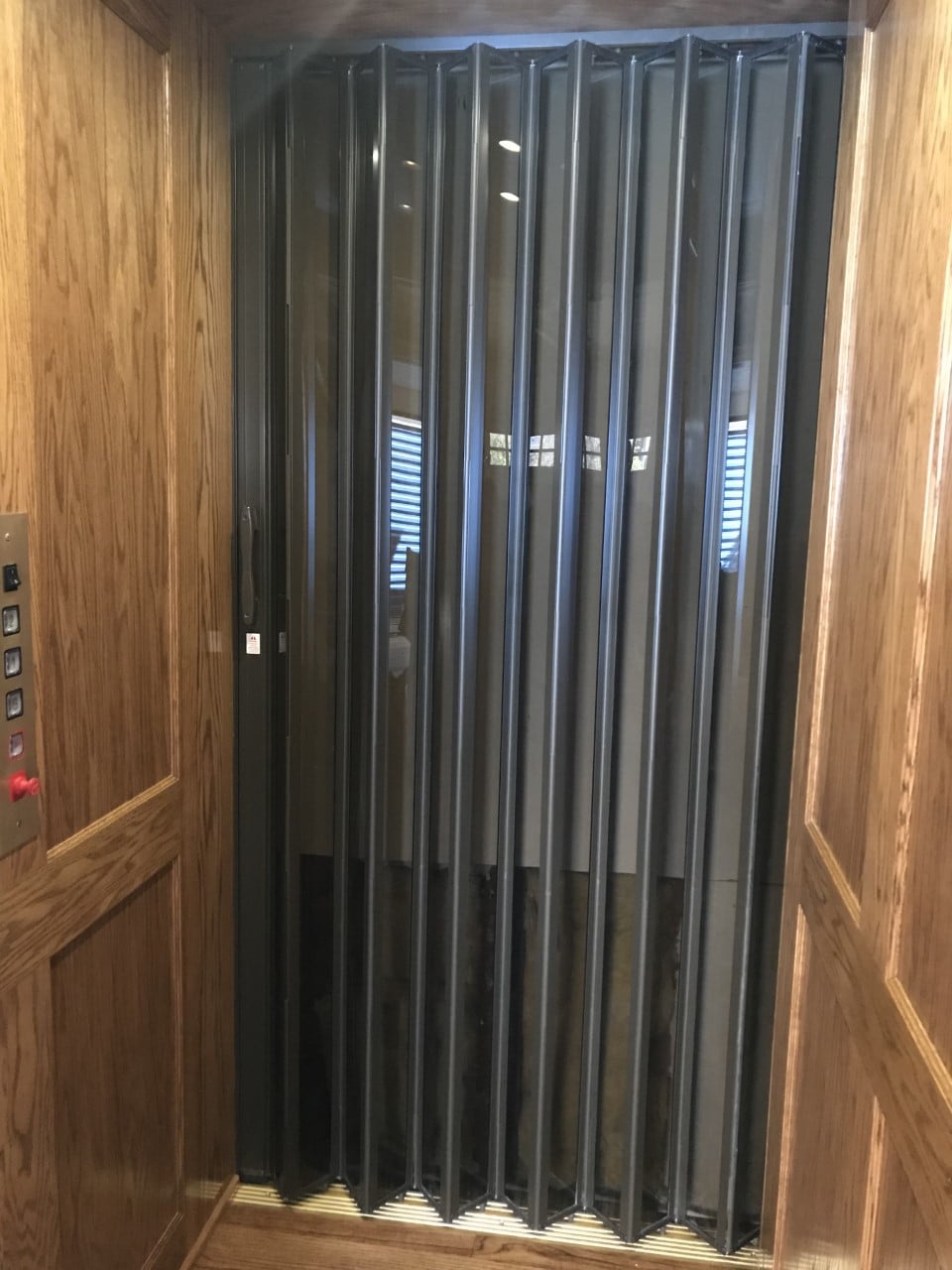 Accordion Style​ Elevator Gate 01